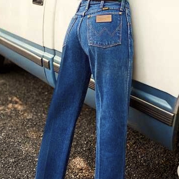 Vintage Wrangler Dark Wash High Waist Straight Leg Jeans - Picture 11 of 11
